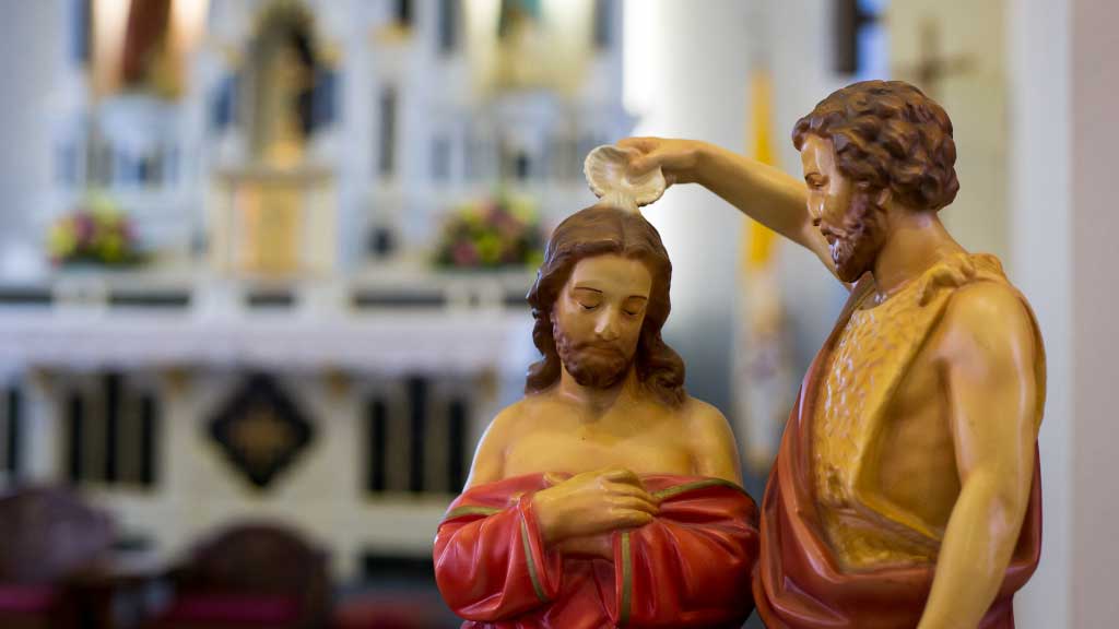 ¿Por qué Jesús se dejó bautizar por Juan, aunque no tenía